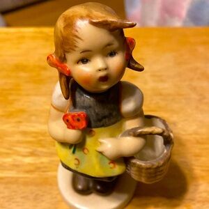 Hummel  “Sister” 5.25 inches tall